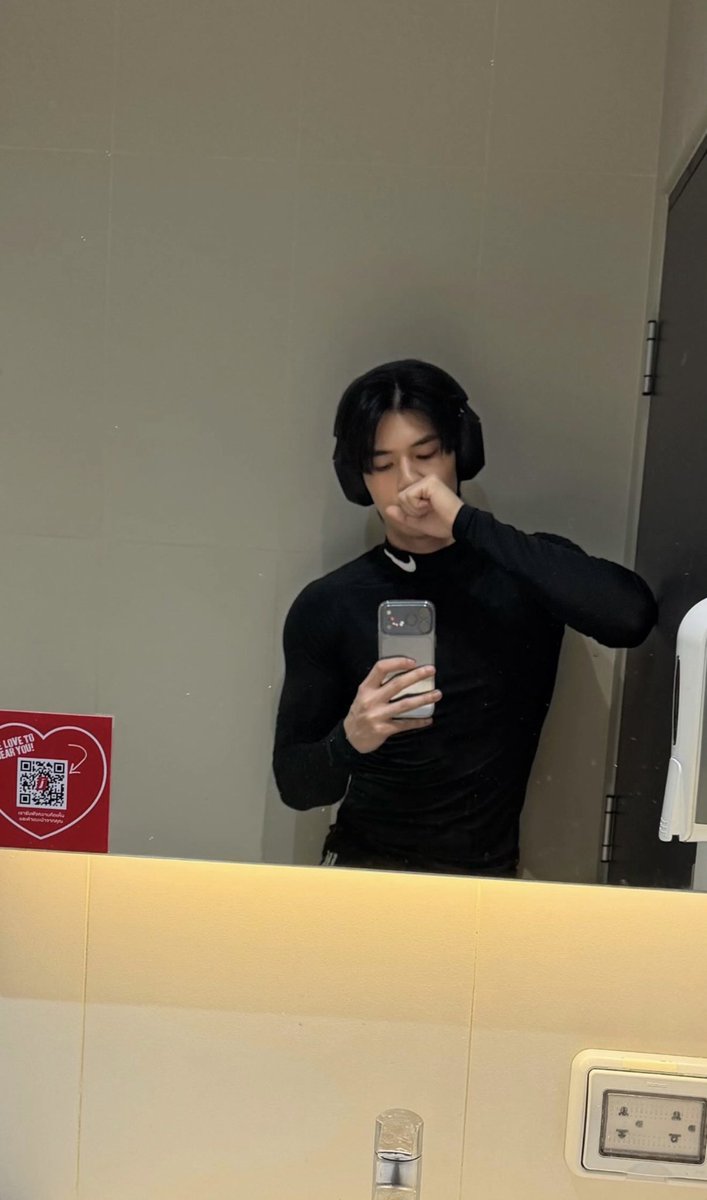 ⠀⠀⠀⠀⠀
⠀⠀⠀⠀⠀