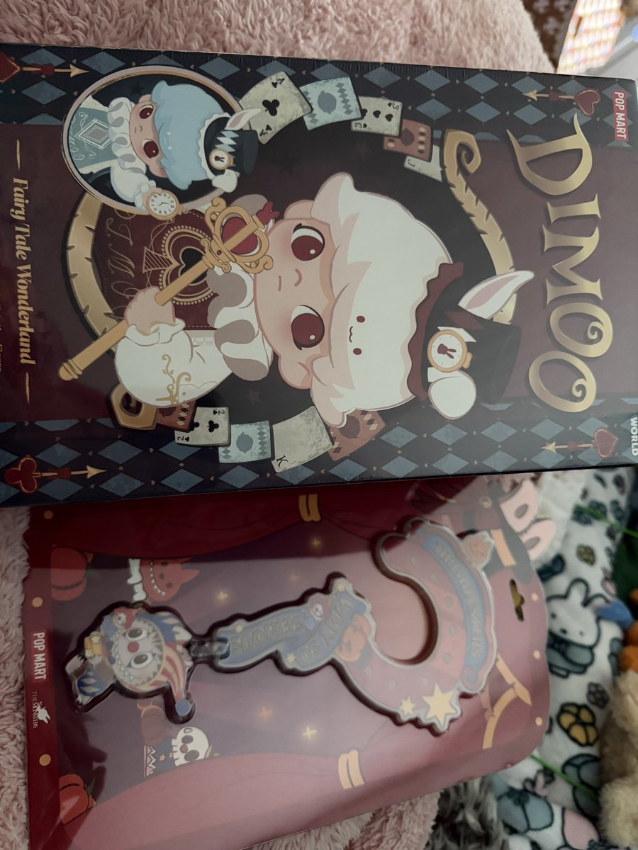 S excited to crack this open later! Adores Alice in Wonderland and the White Rabbit so this was a very much needed purchase haha! The Why So Serious hanger was an unexpected freebie as well!