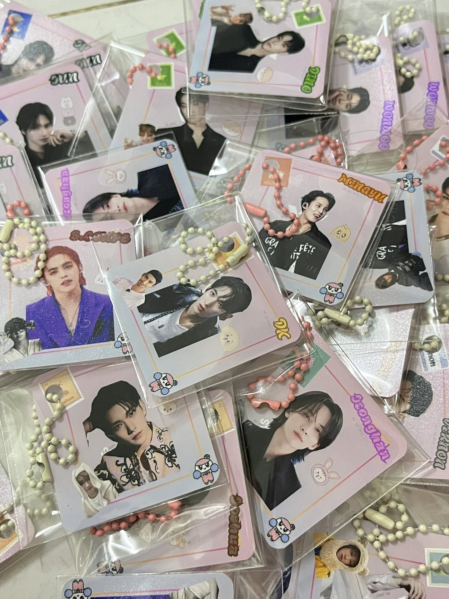 🎀KINDLY RETWEET 🔁

GIVE AWAY FOR #NEW_BANGKOK

Keychains 13 MEMBERS (Random)
📅14-15 MARCH 2026 
📍@.NATIONAL STADIUM 
⏰TBA
📿Only 50 per day📿
#กะรัตพระเวสสันดร #SEVENTEEN_NEW_IN_BANGKOK #SEVENTEEN