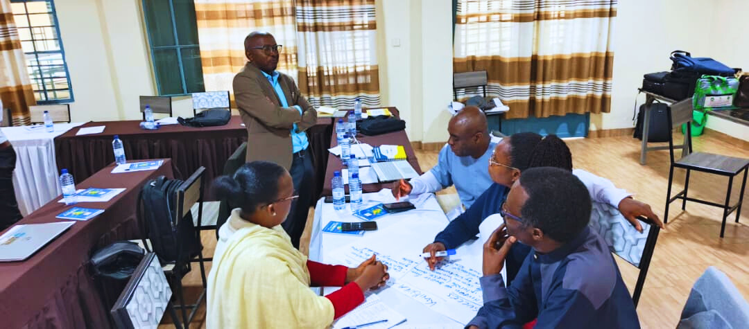 RwandaCejp's tweet photo. 🌍✨ Exciting breakfast meeting today in Kigali with CEJP Rwanda and all 10 CDJPs! We're brainstorming innovative strategies for Kwibuka, emphasizing remembrance and memory education in our communities.
#Kwibuka #Remembrance #CommunityEducation https://t.co/P43B9Kf9x4