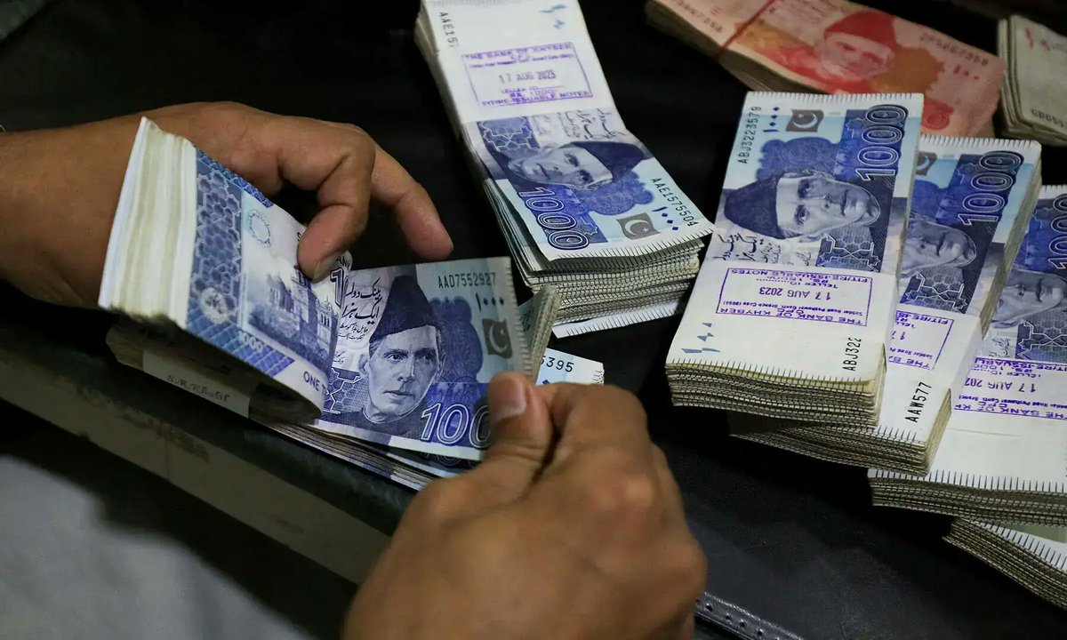 BaaghiTV's tweet photo. When the Books Turn Green: How a 542 Billion Rupee Surplus Just Changed the Game

#BaaghiTV #Pakistan #EconomyPK #Bailouts #FY2026 #BudgetSurplus #BreakEven #Credit #SIFC #EarningRevenue #TaxCollection #StateBankProfits #FutureOfPakistan 

https://t.co/lTAWQK9nJg https://t.co/rANXplmLKn