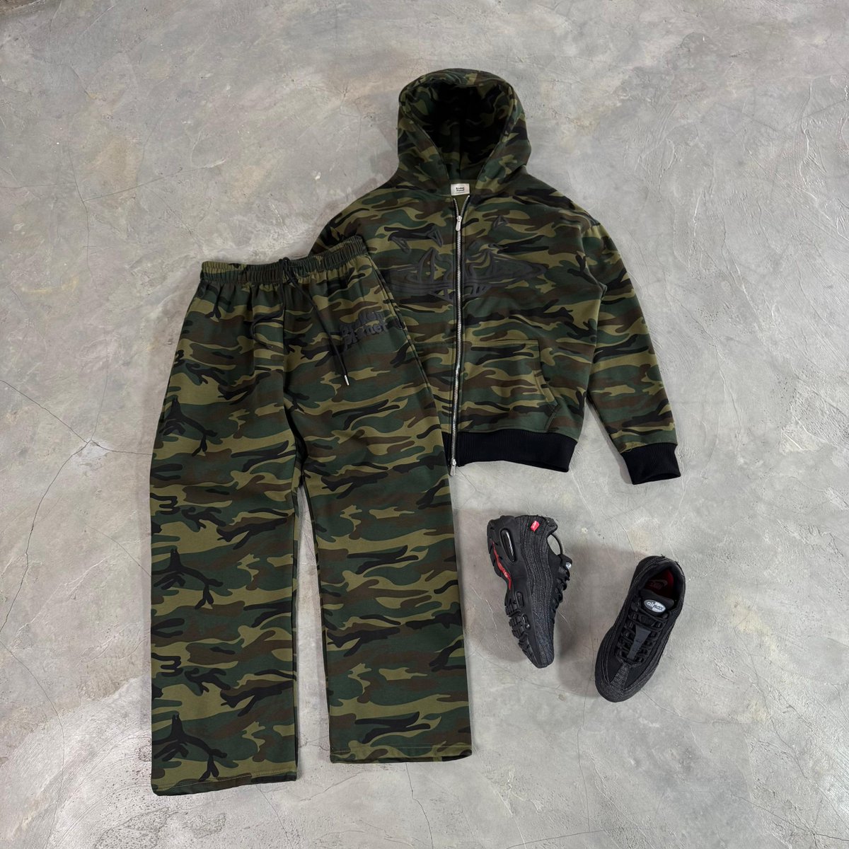 kicks Inc. tweet media