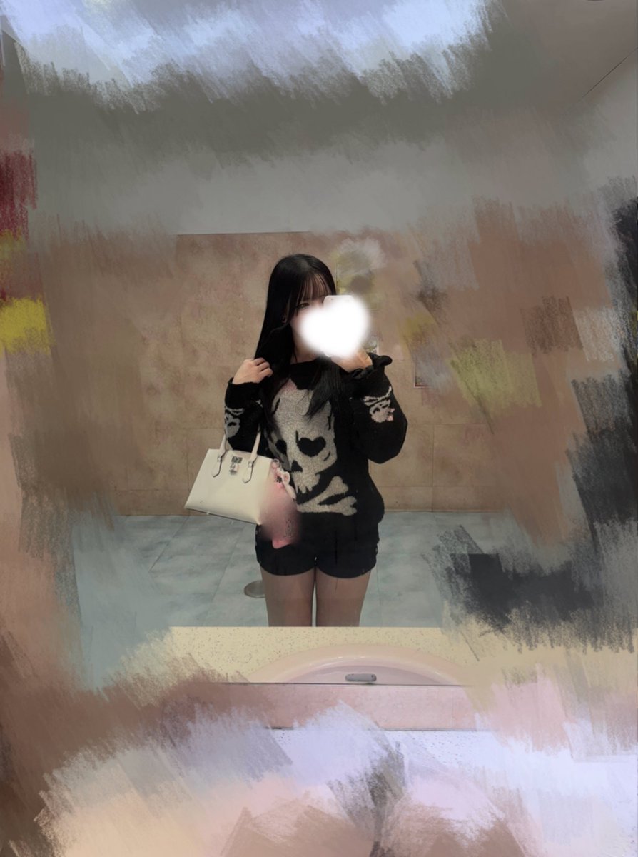 nanadayooo__0's tweet photo. 今日から連履き開始〜〜
まず1日目！
お出かけで歩き回ったからすごく蒸れてる💦
明日もお出かけするよー😙 https://t.co/k7kEUDaifj