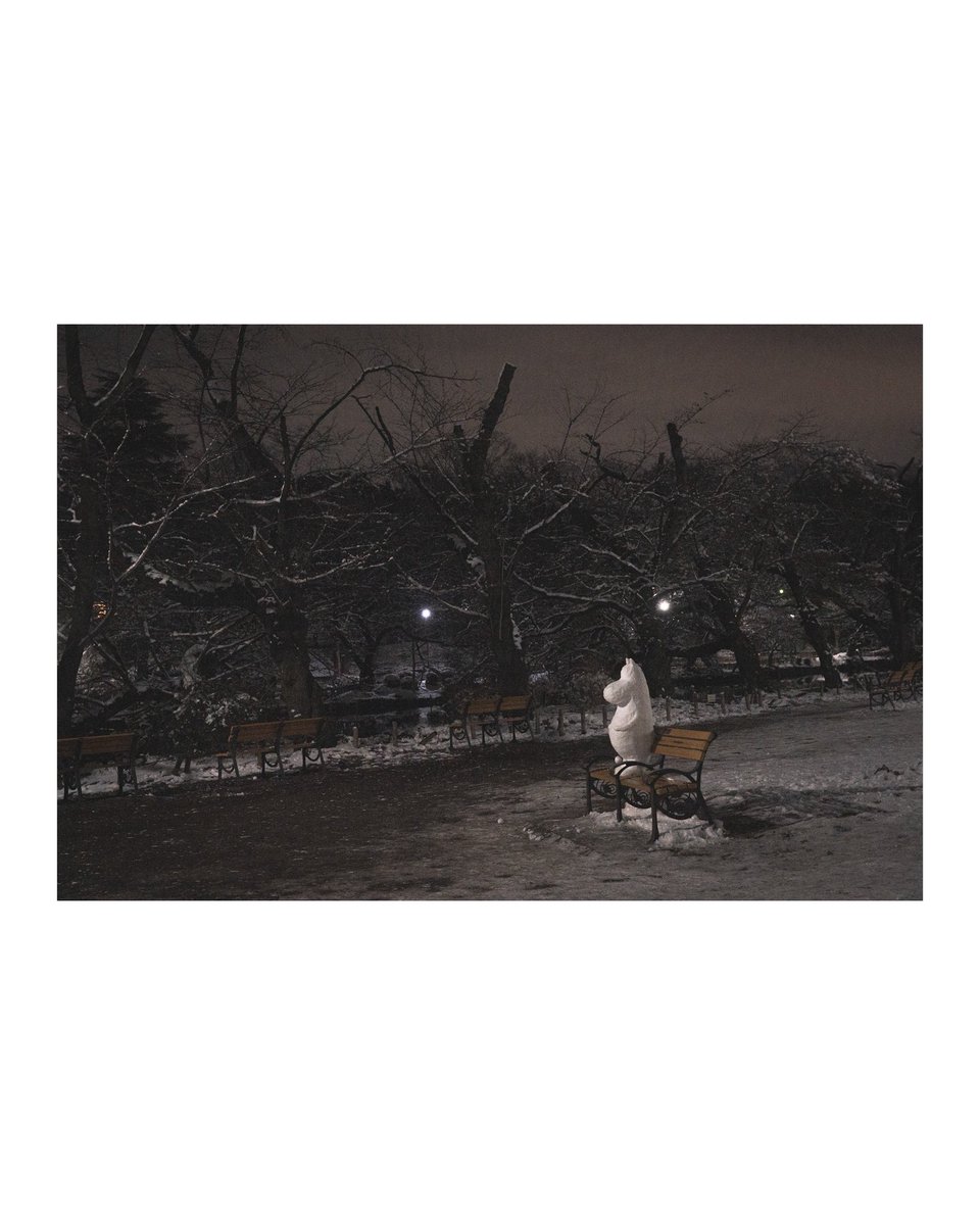 titiyuu's tweet photo. 雪だるまムーミンのコンテストが海外で開催されてたのでエントリーしてみた☃️

井の頭公園代表です。

まぁ正直よくわかってないんだけど
ハッシュタグ付けるだけでいいのかな？？

がんばれ〜🌱

#moomintrollwinterswarmth https://t.co/CuYTMs0pM8