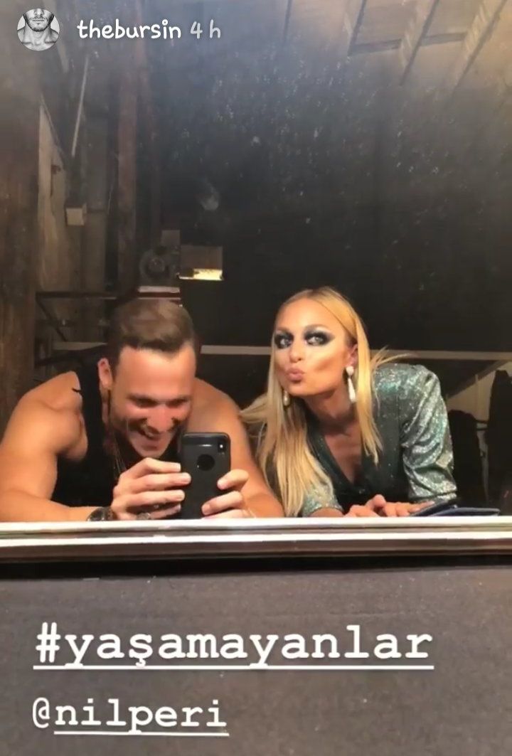 Una de las mujeres que se destaca por su interpretación es Nilperi Şahinkaya quien encarna a Melissa mano derecha de Dmitry. Leal , comprometida con la causa hasta el punto de dar su vida. Busca protegerlo cueste lo que cueste. Y enamorada de Dmitry.
Qué piensas tu?
#KeremBürsin