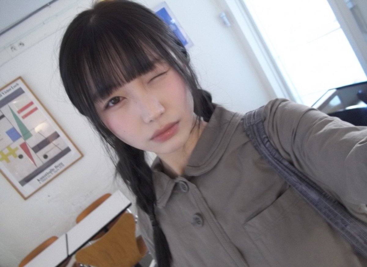 류수정 tweet media