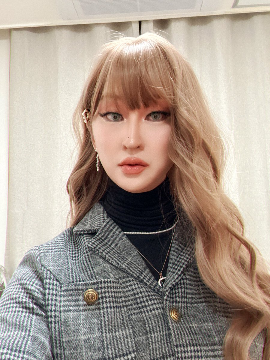 이리나 tweet media