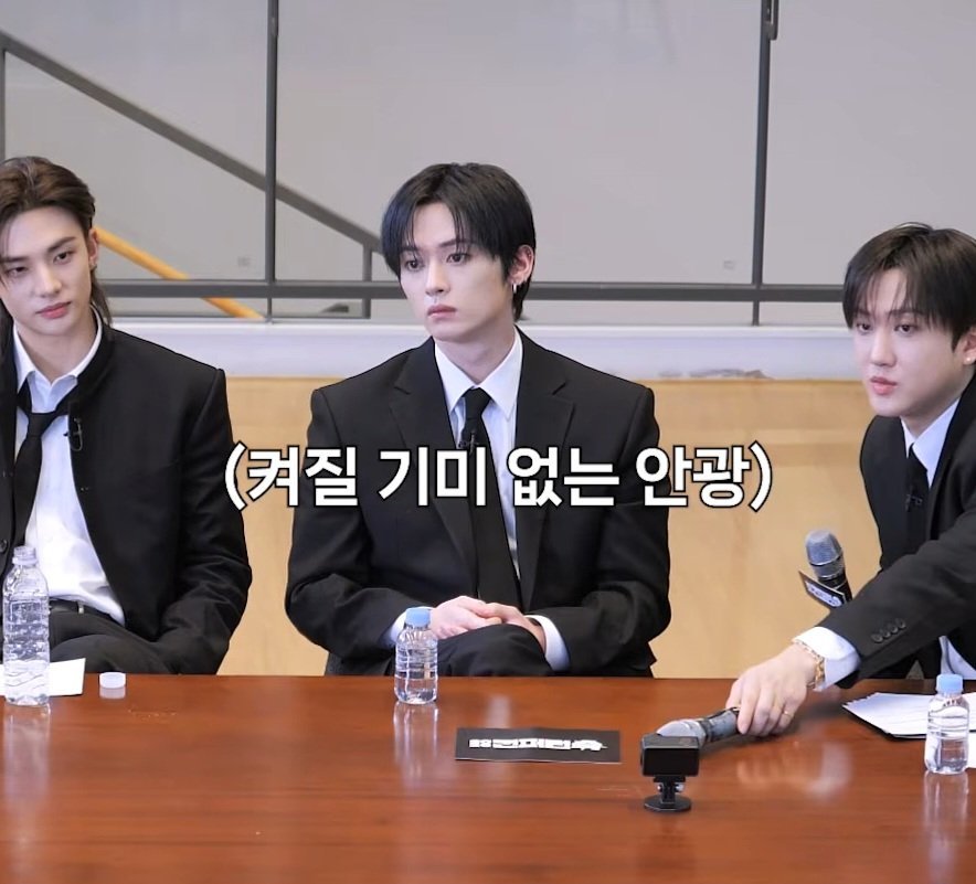 고독이 tweet media