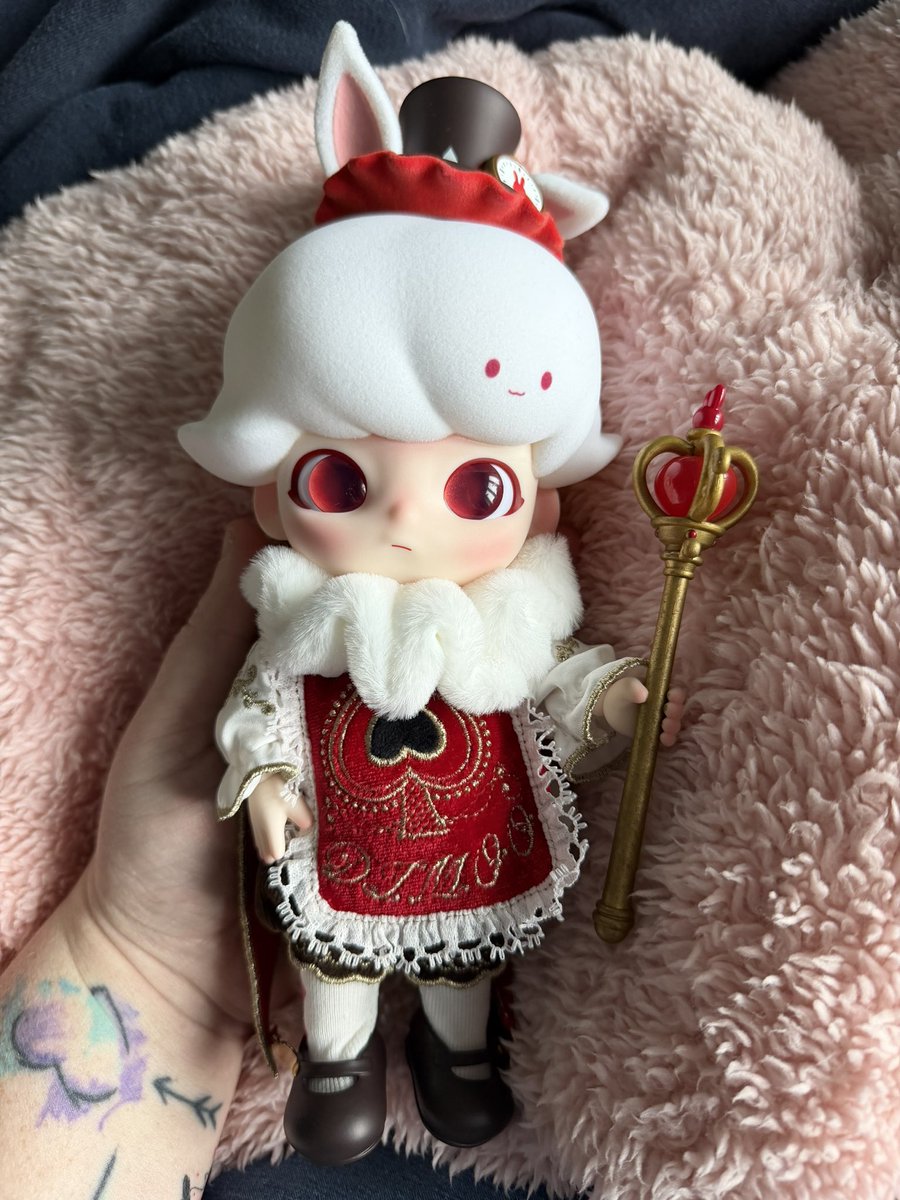 Ooooo he’s so pretty!!!!