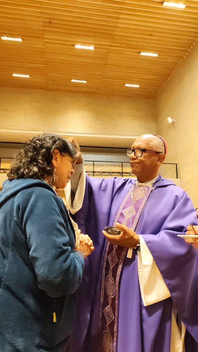 DomZanoni's tweet photo. Presidi a missa da quarta-feira de cinzas no Encontro das Pastorais e Plataformas promovido pelo CELAM. https://t.co/nj1uCqAL7n