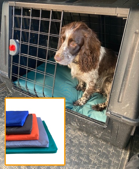 petnhome's tweet image. Easily pleased - just received a photo from a customer just saying 'perfect fit Lisa'👌 and I have to say - I agree! Gorgeous pup will be very comfy in there 🐾

Our waterproof crate mats are available here; 
petnhome.co.uk/pet-categories…

#MHHSBD #madetoorder #madetomeasure #dogs