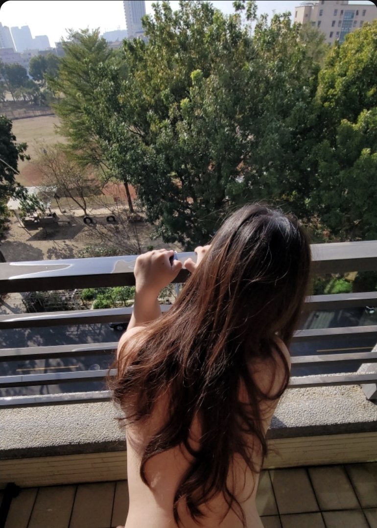 高雄情侶 小優&Leo tweet media