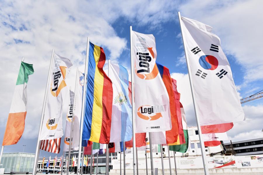 DirkSchaar's tweet image. #Sensoren &amp;amp; #Bilderfassung sind die Sinnesorgane der #Intralogistik 🚛
Auf der #LogiMAT 2026 (19.–21.3., Stuttgart) zeigen Aussteller KI-Vision, 3D-Sensorik, Safety-Systeme &amp;amp; smarte Gabelzinken für mehr Effizienz, Sicherheit &amp;amp; Automatisierung.
Mehr Infos: logimat-messe.de