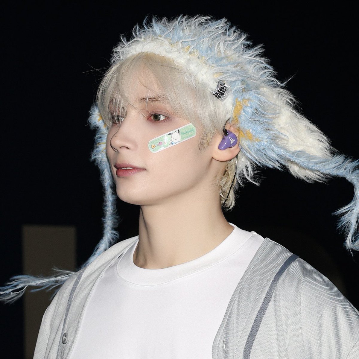 their matching floooofy hats and pochacco bandaids <3