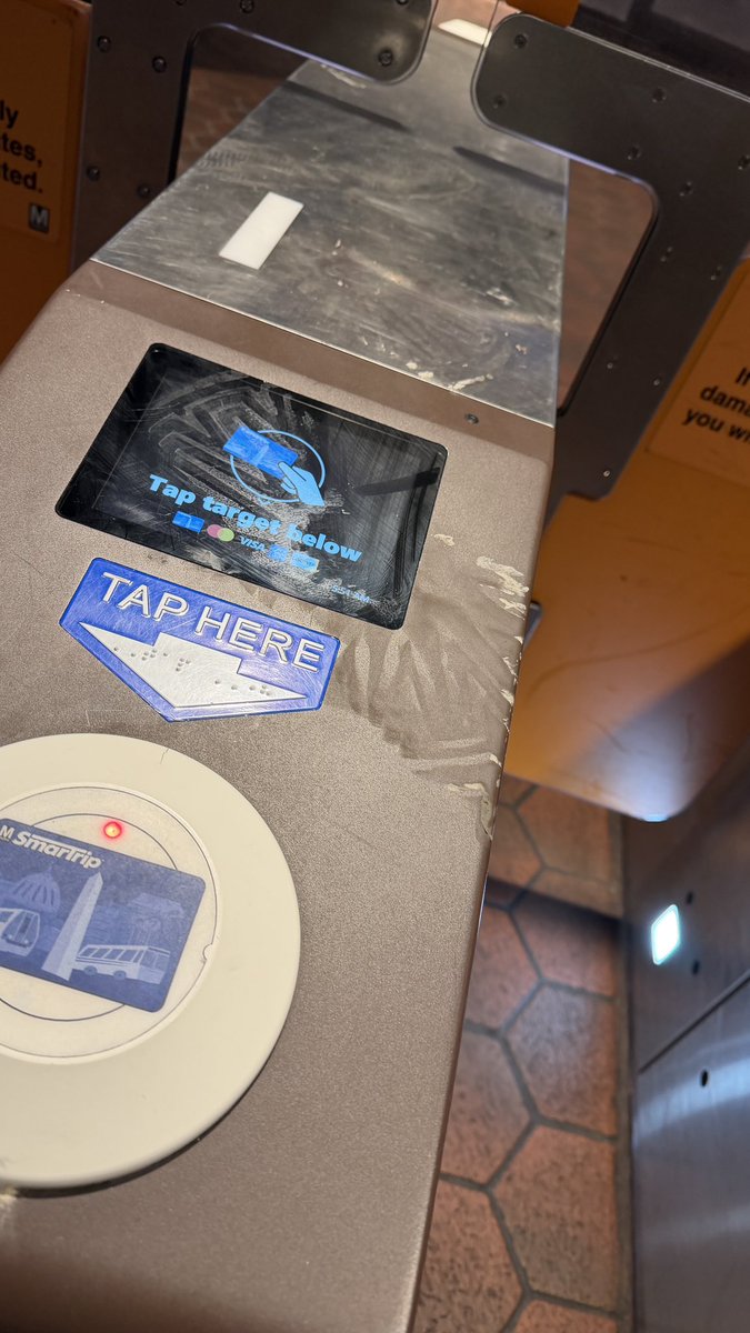 $TSLA Fanboy tweet media