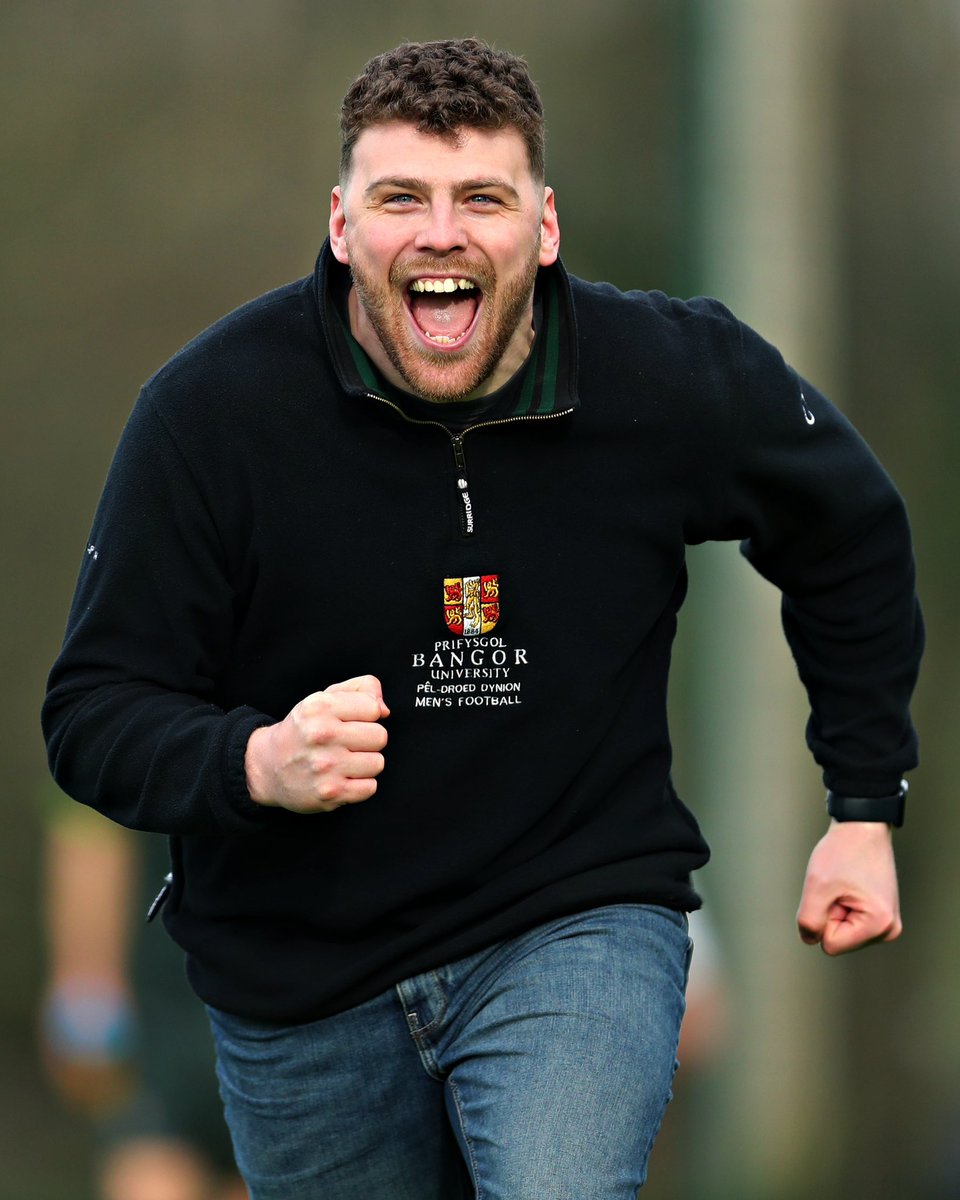 Eado (photo) tweet media