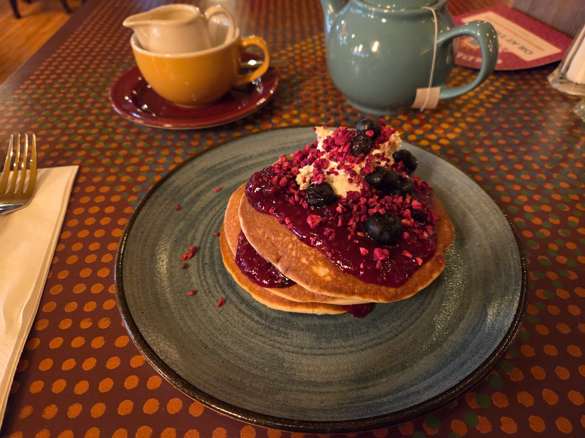 Birthday pancakes 🥞🎊