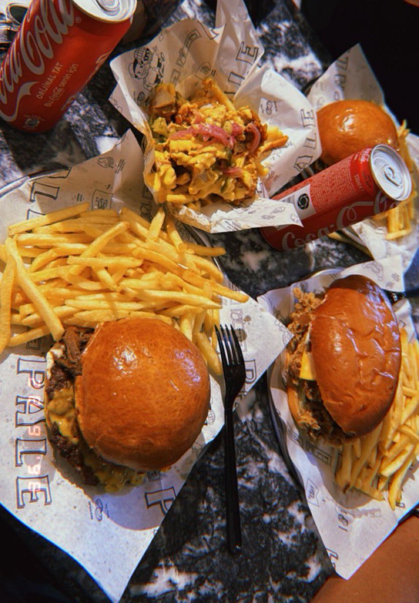 messiuIu's tweet image. Hayatımda yediğim en güzel burger falandı