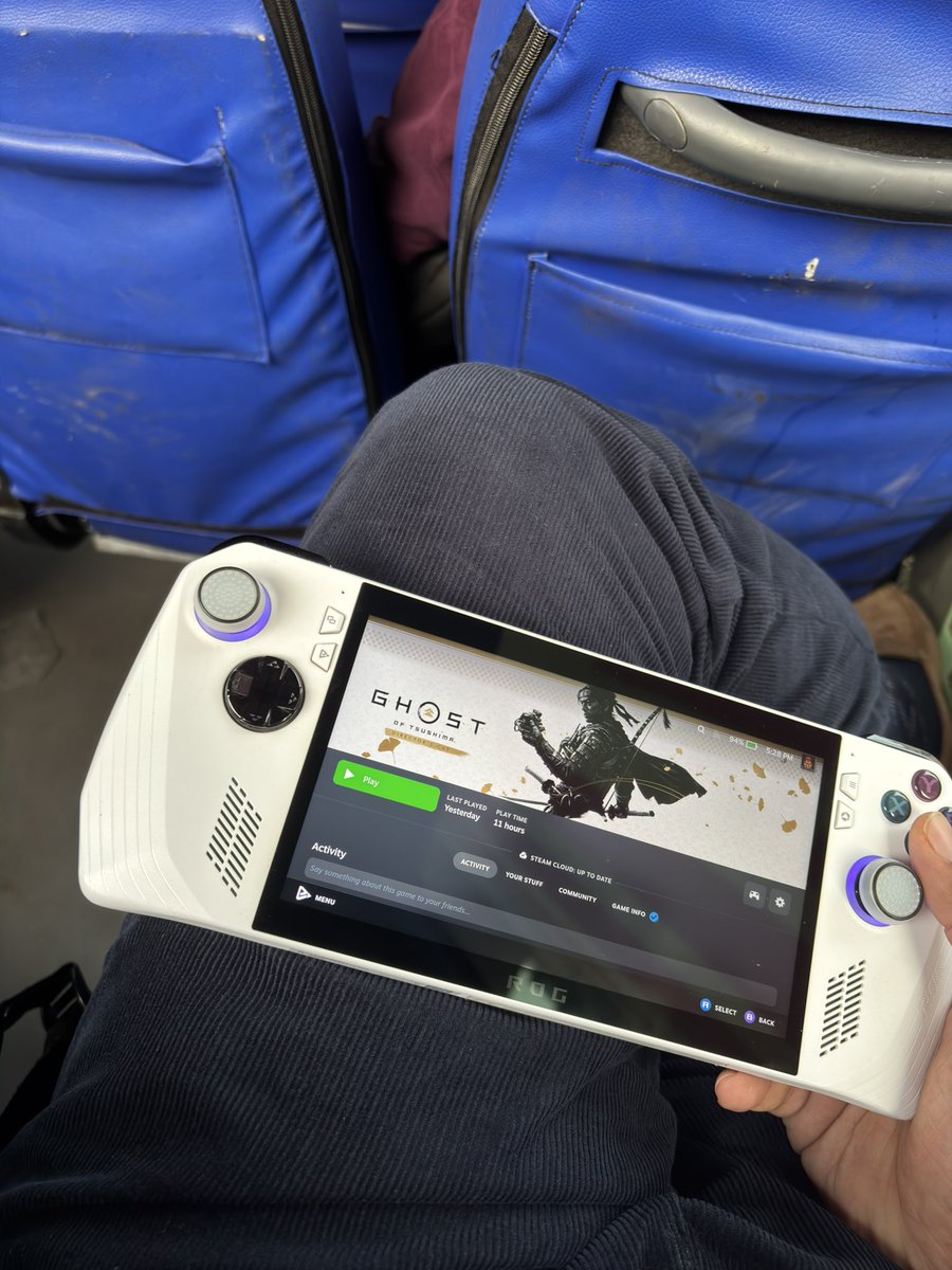 vr37 tweet media