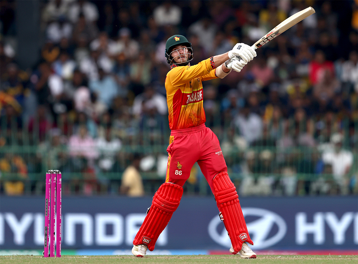 ZimCricketv's tweet photo. A 62-run opening partnership between Tadiwanashe Marumani  (29*) and Brian Bennett (29*)

Zimbabwe are 62 without loss after 7 overs, they need 117 runs in 78  balls with 10 wickets in hand

#SLvZIM #T20WorldCup 📝  https://t.co/ZtrHAXewii https://t.co/KMxP1HCmR5