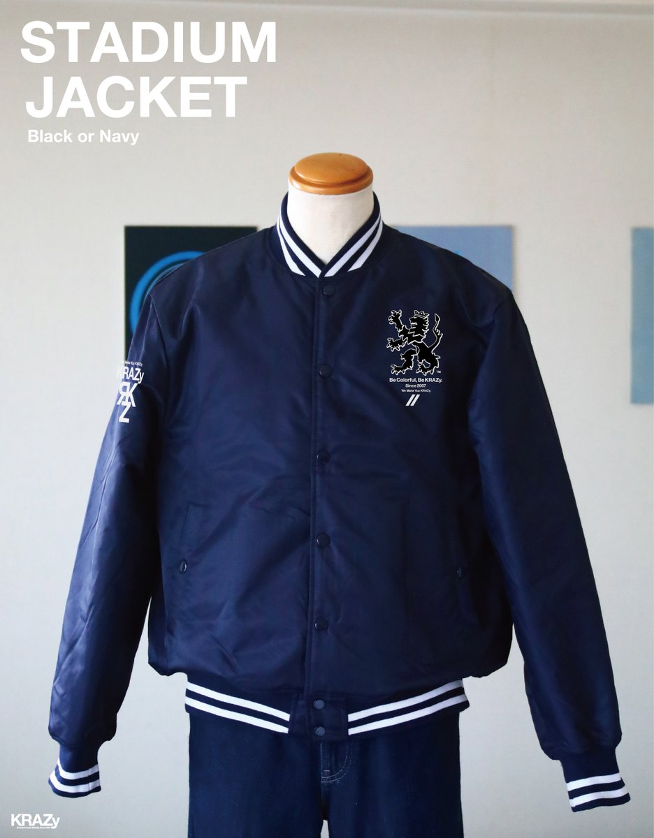 今月のKRAZy GOODSの新作はこのスタジャンです。24日から販売します。今回は3月2日までです。価格やデザインなどの詳細は近日中にKRAZyWebMagazineにアップします。カラーはネイビーとブラックです。/ krazy-web.com