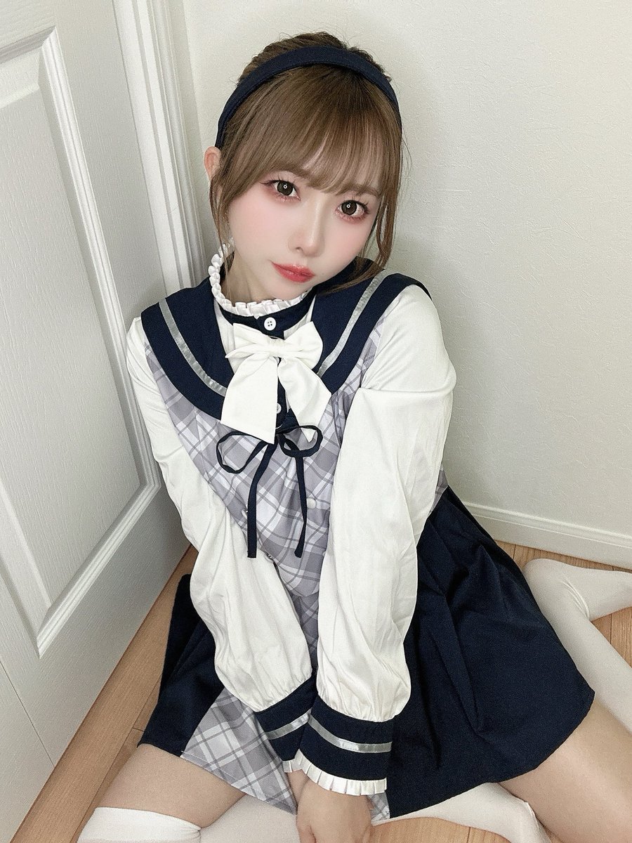乃木坂さんみたいな制服コス🐰