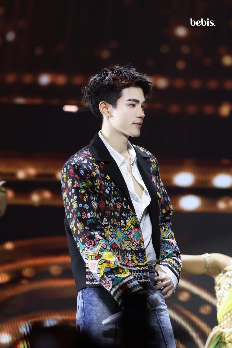 𝙗𝙚𝙗𝙞𝙨 ━ ❄️. tweet media