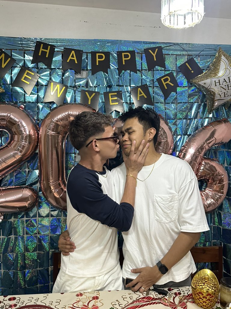 Mafuyu Sato tweet media