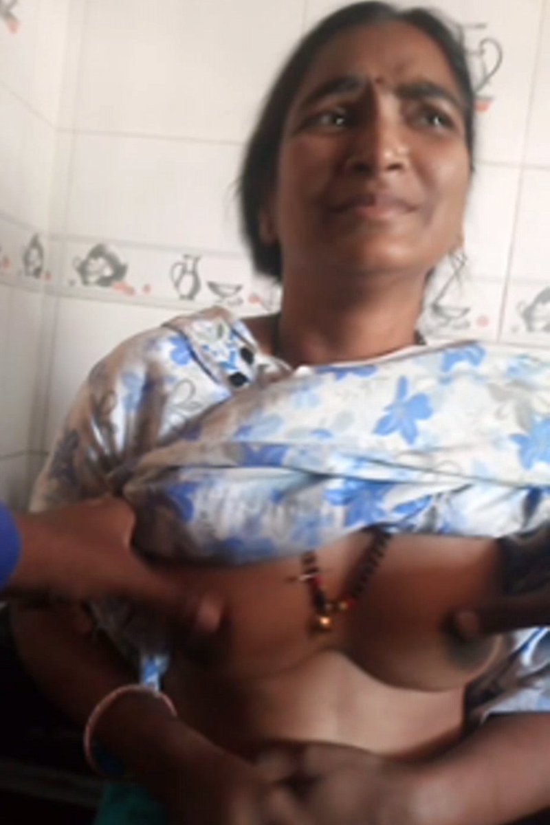 mysorehot's tweet photo. Mysore aunty nude https://t.co/RCt04l8IYS