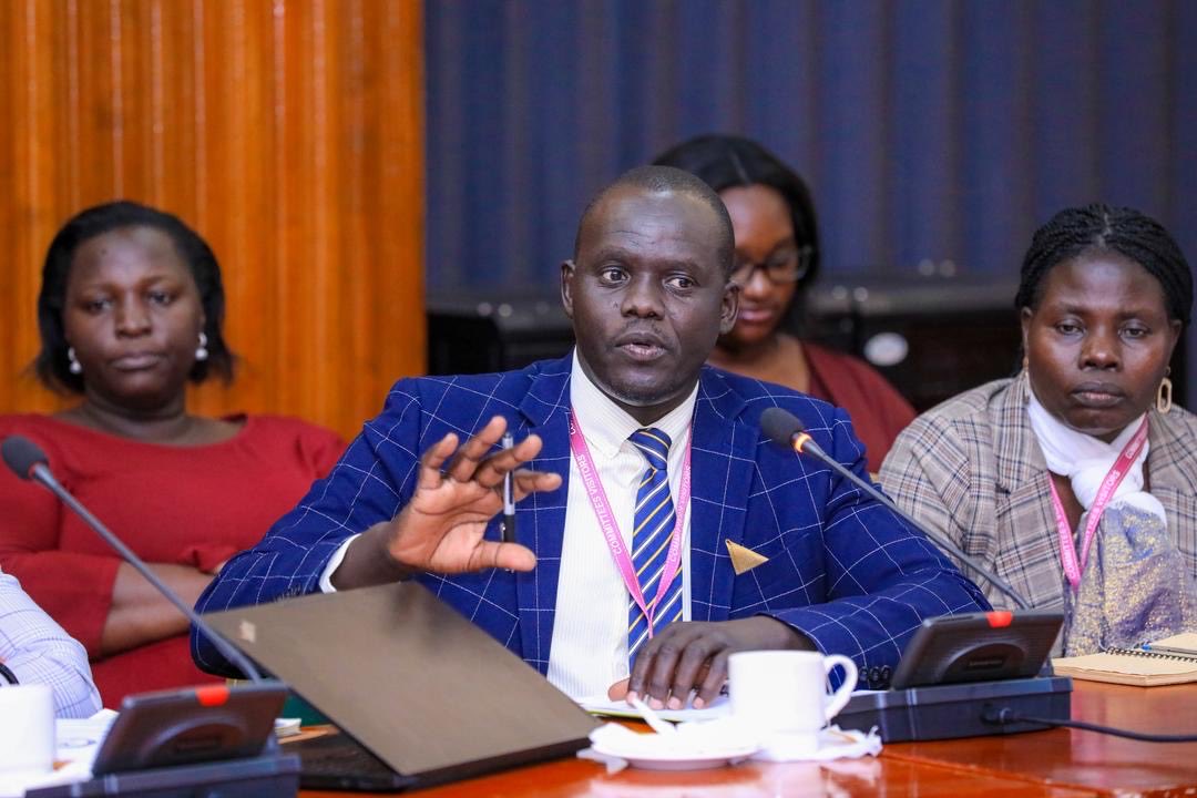 PARLIAMENTARY FORUM ON ANTIMICROBIAL RESISTANCE (P tweet media