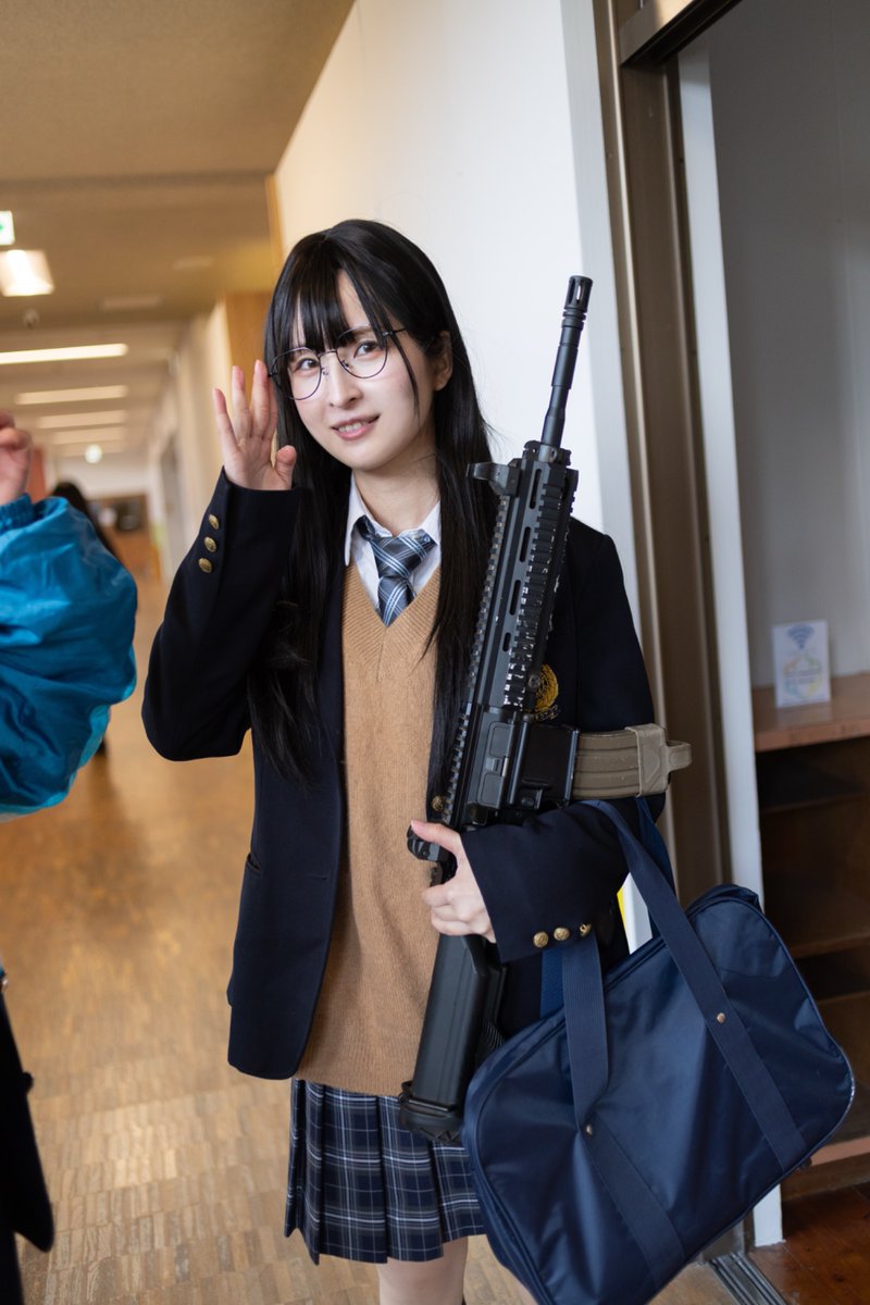 umeno_taro's tweet photo. メガネクイッ
📷@aticotidoti
#真木熊5 #真木熊学院
#YAMAGABASE #武装JK https://t.co/bQUAwMB3Ym