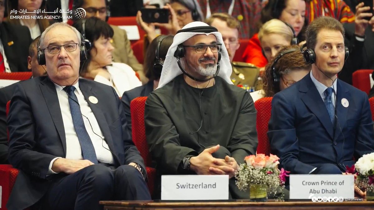 نيابة عن رئيس الدولة.. ولي عهد أبوظبي يحضر الجلسة الافتتاحية لـ"قمة تأثير الذكاء الاصطناعي" في نيودلهي، بحضور عدد من قادة الدول ورؤساء الحكومات #وام 