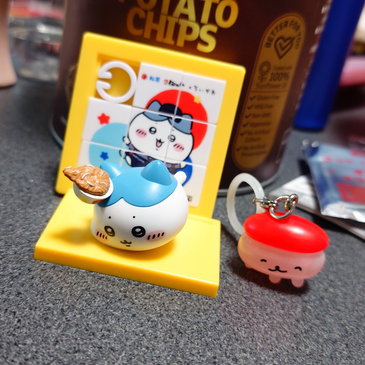 ほぼハチワレセット どこでもいっしょのまちぼうけのトロとおしゅしのめじるしアクセサリー