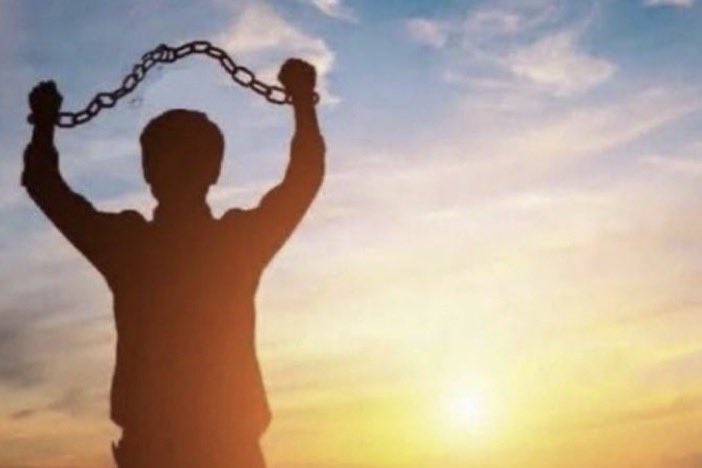 scadutree's tweet photo. I WILL NEVER BE FREE FROM FROMSOFTWARE https://t.co/E6TtrtK5Tz