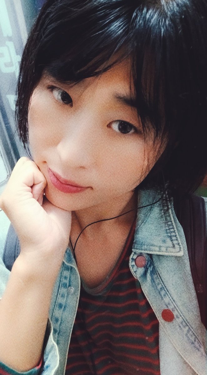 이제 자켓좀 입고 싶은데 저녁엔 추워서 아직은 패딩이 더....