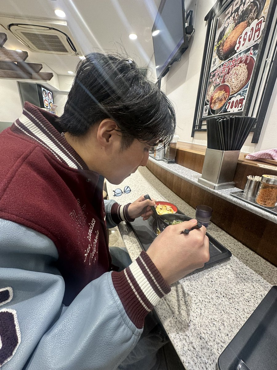 kdoae's tweet photo. ただただ富士そばを喰らう
(1ヶ月ぶりの更新) https://t.co/h2RukrL5Al