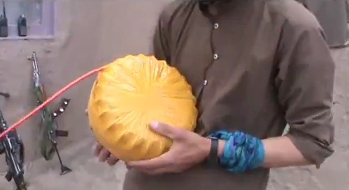 TracTerrorism's tweet image. Re-Circulated Video Shows #Taliban (IEA) Fighters Hide Italian-Made Anti-Tank #Mines inside Ice Cream Cart in #Afghanistan
Read more: trackingterrorism.org/chatter/iea-fi…