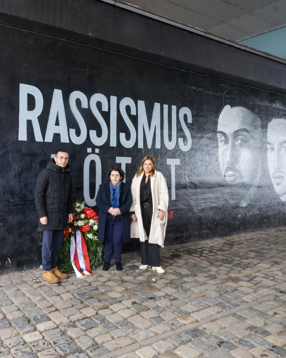 #saytheirnames 🕯️

Sechs Jahre nach dem rechtsterroristischen Anschlag von Hanau mahnt uns die Erinnerung an die Opfer, Hass und Hetze niemals einen Platz einzuräumen. #niemalsvergessen