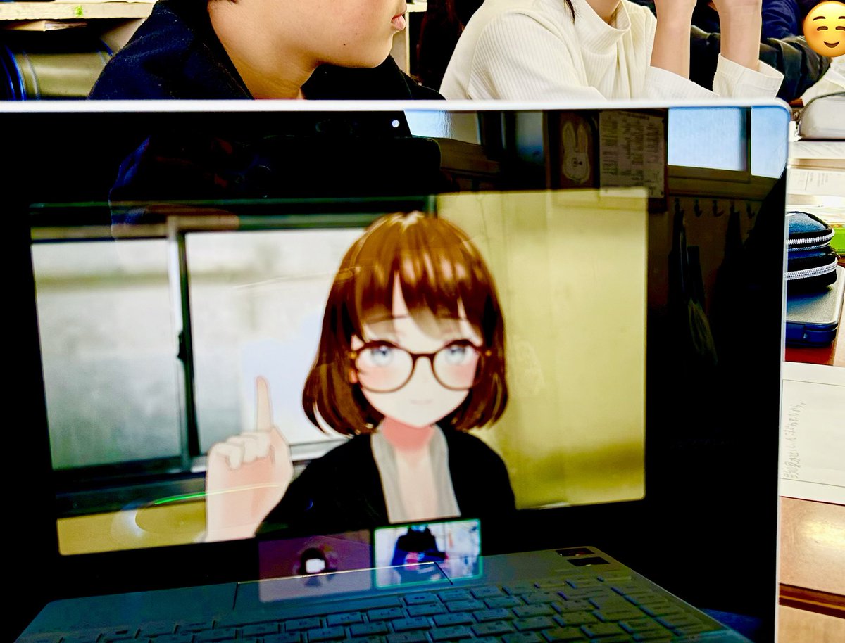 first_career_c's tweet photo. 2026.2.18（水）9時半〜大阪・枚方の小学校にて、ファーストキャリコン・キャリア教育部によるキャリア教育授業（後編）を実施しました‼️

これまで打ち合わせを何度も重ね、キャリコンメンバー全員が総力で臨んだ授業でした💪

もちろん課題や反省点もあり、100％満足のいくものだったとは言えませんが、実際に子どもたちと向き合う中で、改めてキャリア教育の重要性、そしてその面白さと難しさを強く実感しました。

校長先生からは『・・キャリア教育について、・・大変有意義な時間になりました。』
との嬉しいお言葉をいただき、大きな励みとなりました😃

この実践を通して、キャリア教育の普及に向けて、さらに前へ進む勇気をいただいたように思います。

学校関係者の皆さま、メンバーの皆さん、そしてファーストキャリコンの活動を支えてくださったすべての皆さまに、心より感謝申し上げます。🙇‍♂️

子どもたちの未来のために。
引き続き、全力で邁進してまいります。
どうぞよろしくお願いいたします。🙇‍♂️