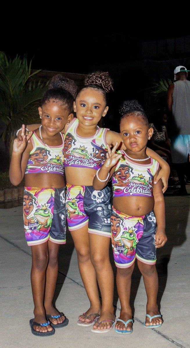 Nossas mascotes, quem viveu foi elas 🎭✨😍