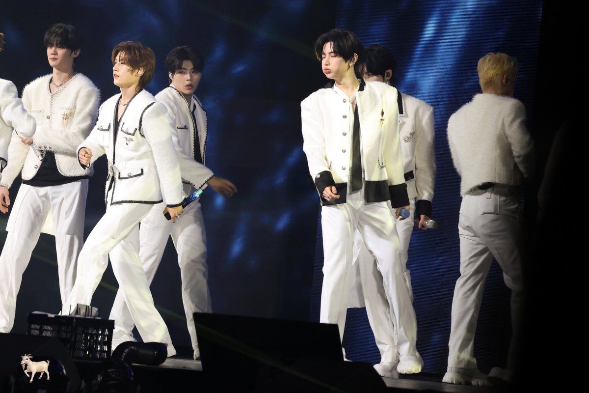 염소(やぎ)🐐 tweet media