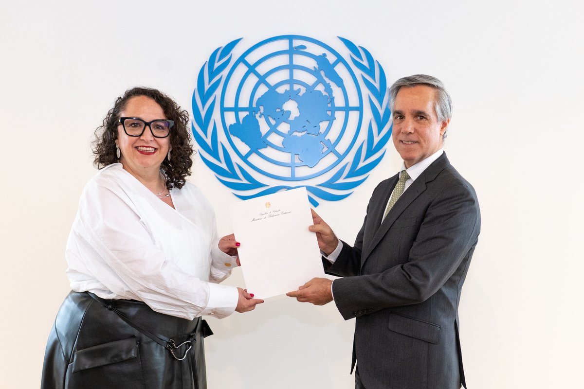 UN_Vienna's tweet image. Welcome to the new Permanent Representative of #Colombia, Marcela Tovar Thomas, who presented her credentials today to the Acting Director-General of #UNVienna John Brandolino - more ➡  unis.unvienna.org/unis/en/pressr…