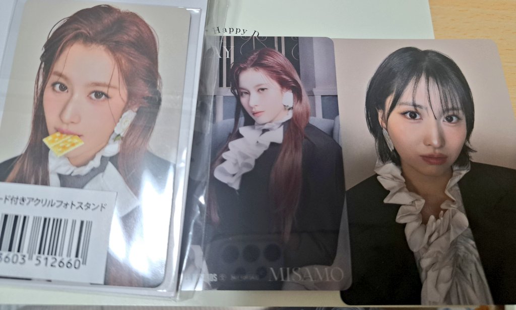Kokemorikodama's tweet photo. MISAMO PLAY ミサモ　交換
ラキドロ　タワレコ　特典　トレカ
TWICE

譲　画像のもの
求　同種ミナ

大阪手渡しまたは郵送希望です
お心当たりございましたらお気軽にお声がけください😌 https://t.co/b3bw9JP4y7