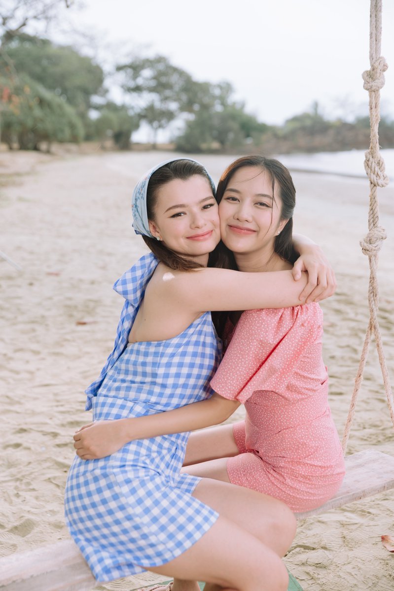 bfbphils's tweet photo. Congratulations for the 300M views The Loyal Pin! ✨🥳

#TLP300mCelebration
#ฟรีนเบค #FreenBecky
#srchafreen #beckysangels https://t.co/yE0PcXhmfT