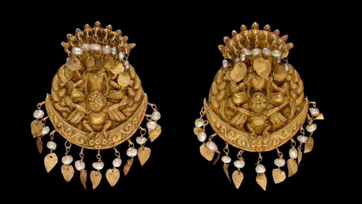Pair of gold earrings depicting Lord Vishnu on his divine vahana Garuda with Nagas (serpent divinities), Kathmandu Valley, Nepal, ca. 1600s-1700s.