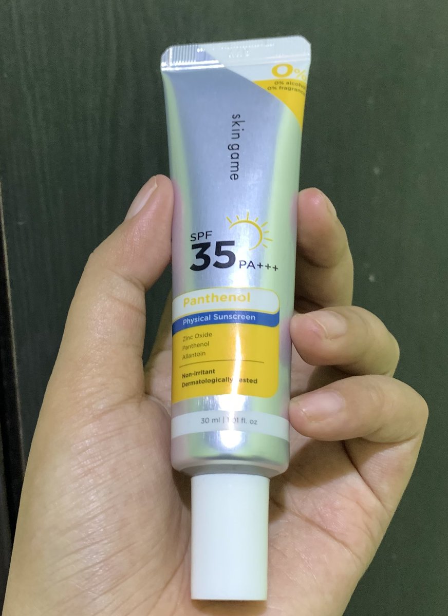 finally si juara 🥇basic skincare launching sunscreen juga😭🙏
tapiii maap banget nilainya 0…