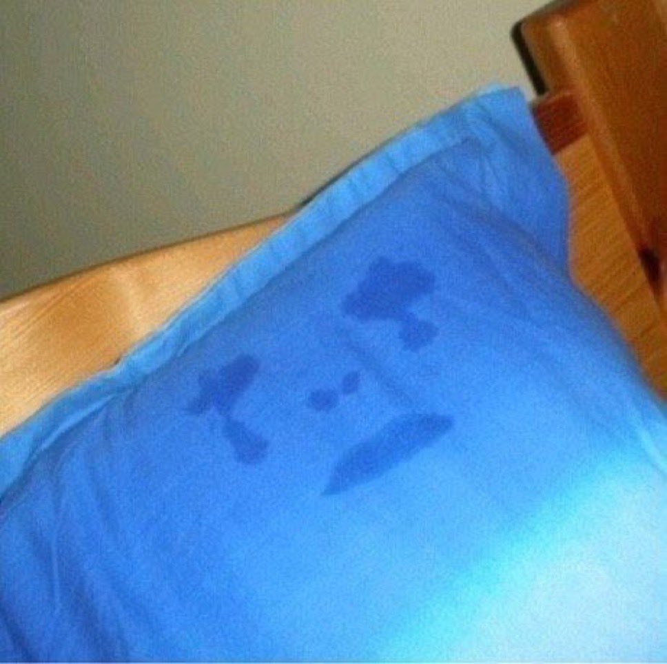 2 (♡i) tweet media