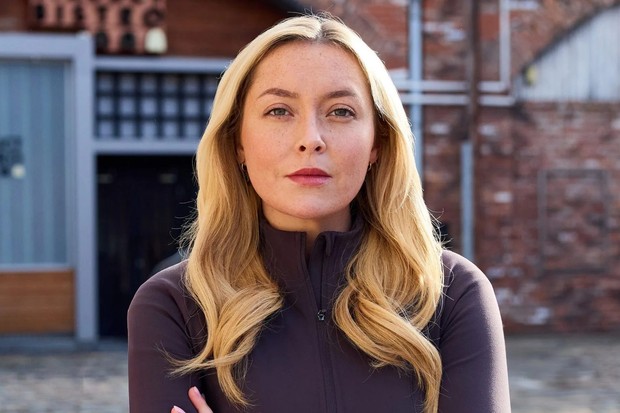 RadioTimes's tweet image. #CoronationStreet abuser Megan Walsh caught out by hidden camera footage in early #ITVX release

radiotimes.com/tv/soaps/coron…