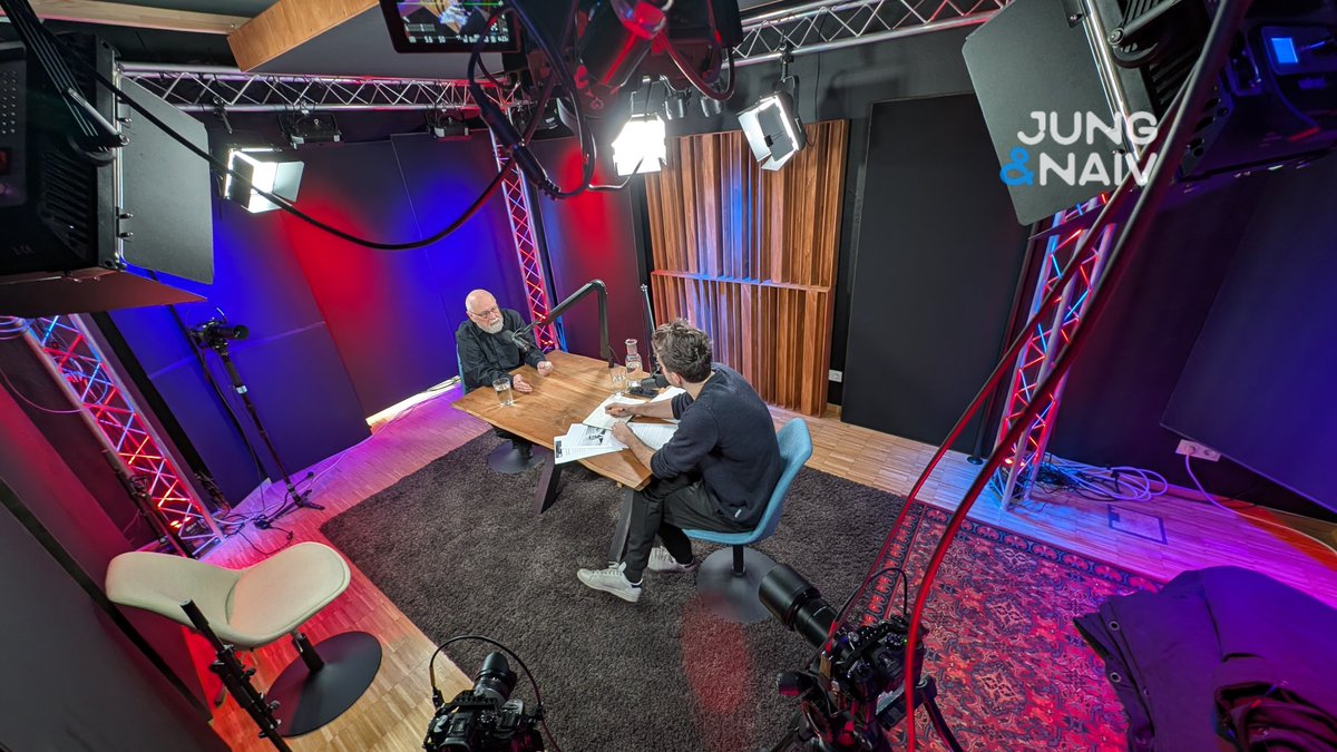 Alex Theiler tweet media