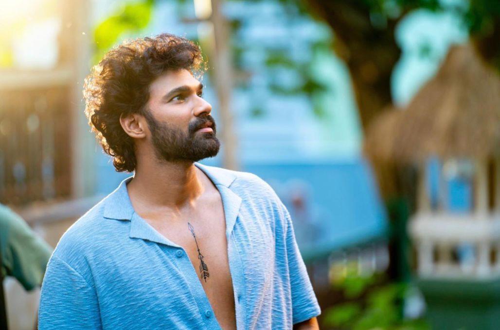 Sunlight, silence, and a mind full of dreams. ✨